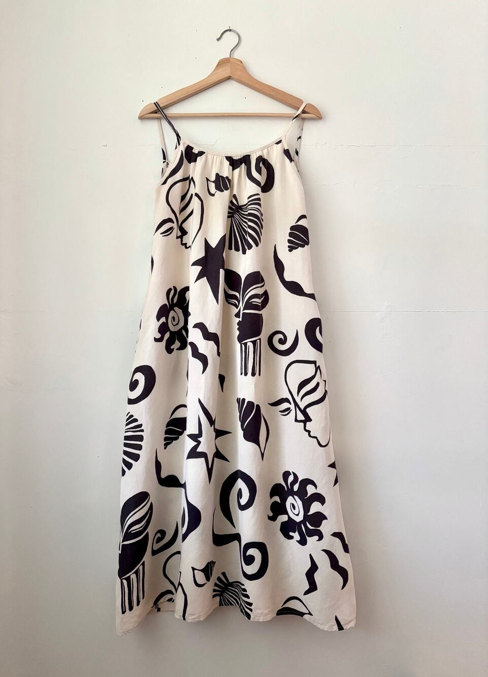$354 Untitled in Motion Ophelia Sleeveless Midi Dress in Thalassa Maximalist- XS